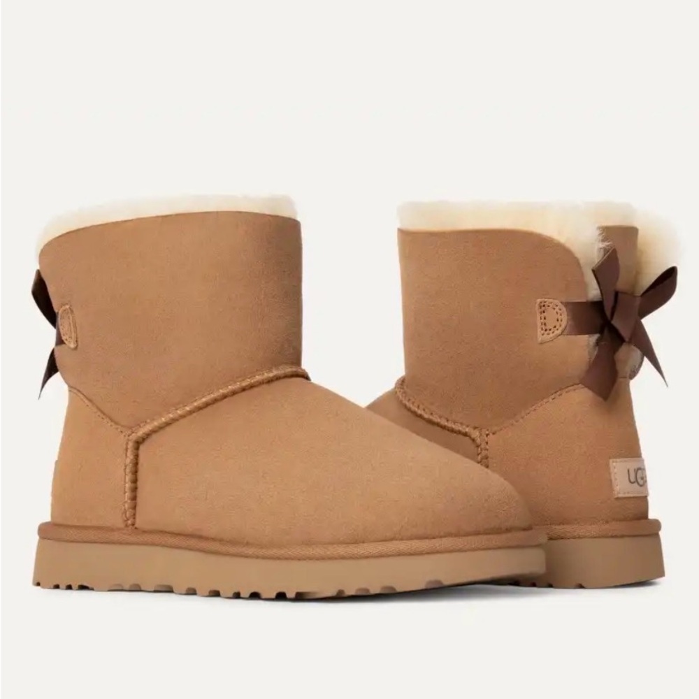 Ugg Mini Bailey Bow II